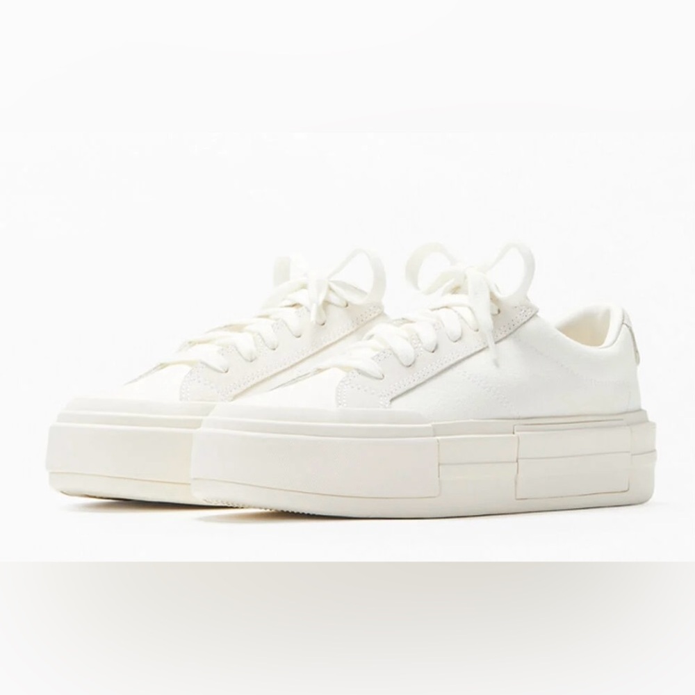 Converse White Chuck Taylor All Star Cruise Low Top Sneakers | White